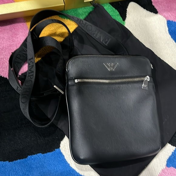 Gently used bag for men naught it from GA Paris in 2022 great looking bag - Picture 4 of 10